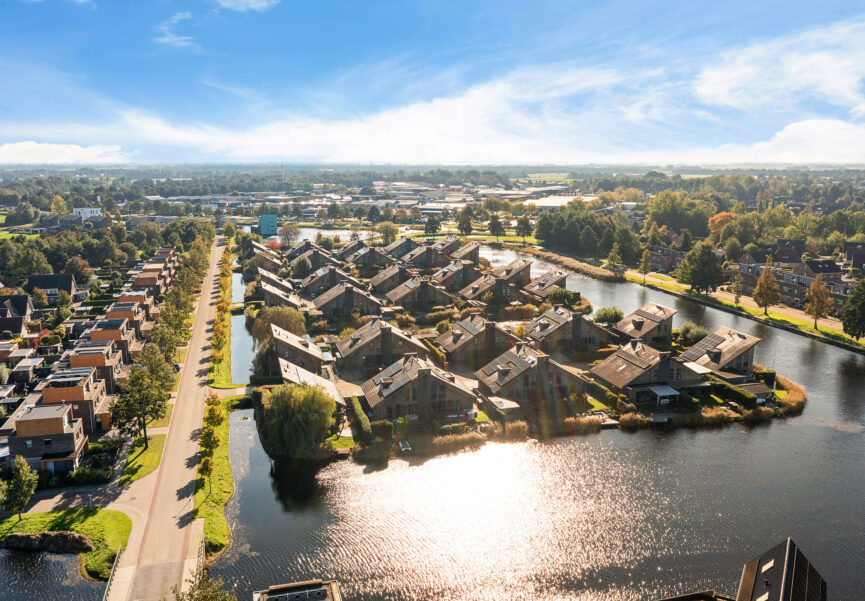 Tussenwoning te koop: Oer de Feart 54, Joure