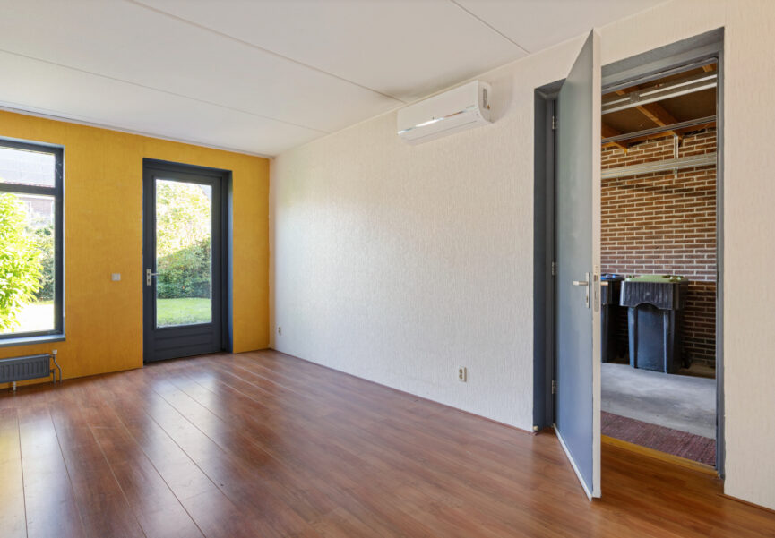 Tussenwoning te koop: Oer de Feart 54, Joure