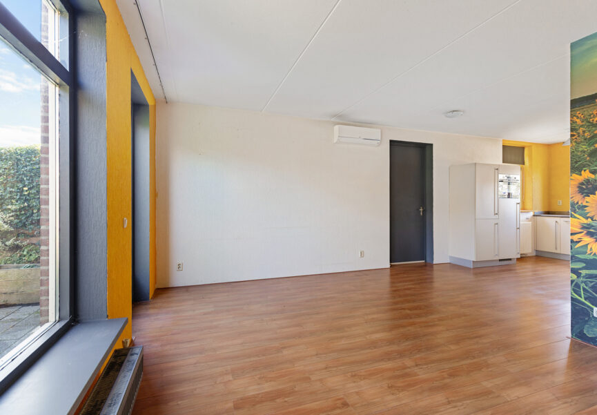 Tussenwoning te koop: Oer de Feart 54, Joure