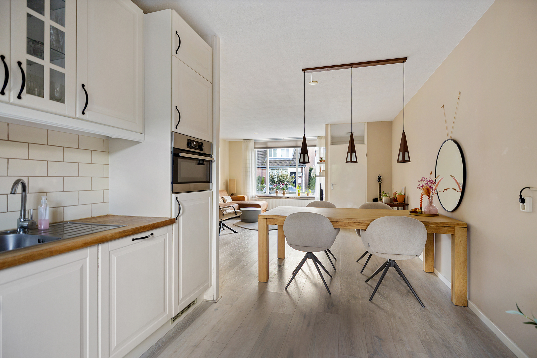 Tussenwoning te koop: Walstro 54, Sneek