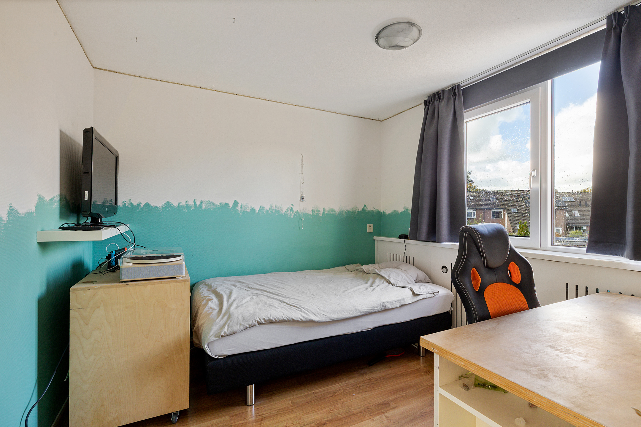 Tussenwoning te koop: Walstro 54, Sneek